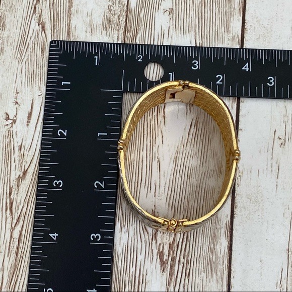 Unsigned 2- Tone Wide Cuff Rope Enamel Bangle Hinged Bracelet - Picture 11 of 11